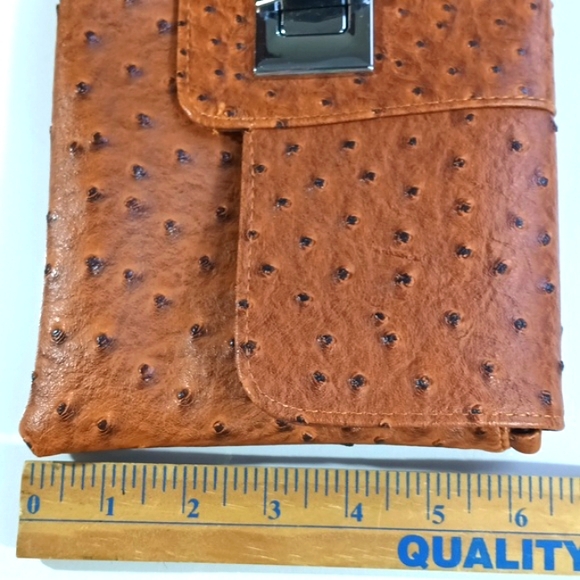 Vintage Beautiful Brown Small Bag For Women - Picture 12 of 12